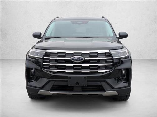 Agate Black Metallic 2026 Ford Explorer Active w/200A Pkg