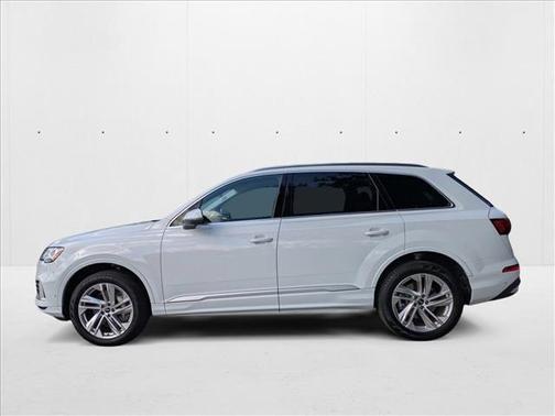 2023 Audi Q7 55 Premium Plus