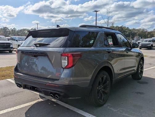 2024 Ford Explorer ST