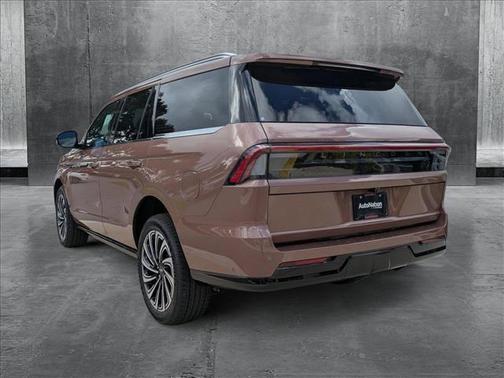 2025 Lincoln Navigator Black Label