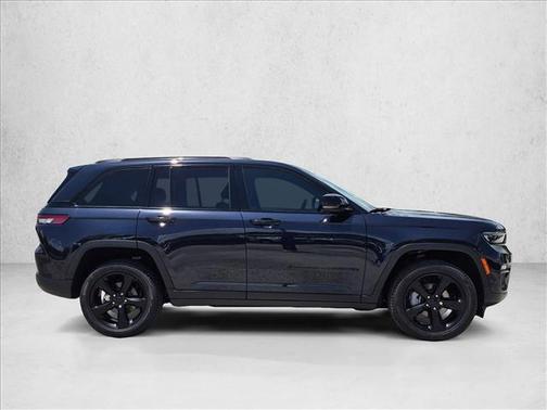 Midnight Sky 2024 Jeep Grand Cherokee Limited