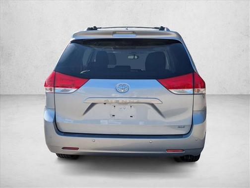 2014 Toyota Sienna XLE