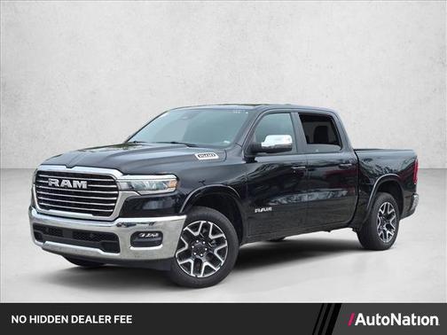 Diamond Black Crystal Pearlcoat 2026 RAM 1500 Laramie