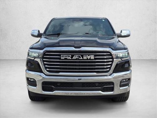 Diamond Black Crystal Pearlcoat 2026 RAM 1500 Laramie