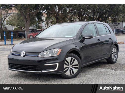 2016 Volkswagen e-Golf SE