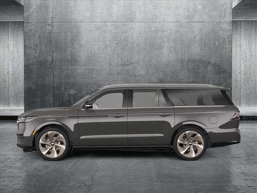 2025 Lincoln Navigator Black Label