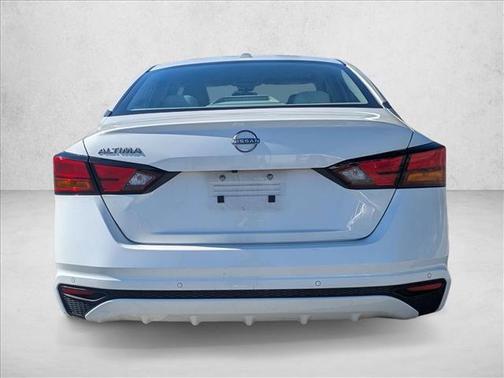 2025 Nissan Altima SV FWD