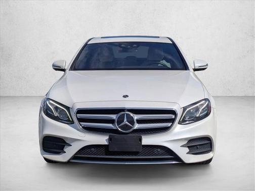 designo Diamond White 2018 Mercedes-Benz E-Class E 300