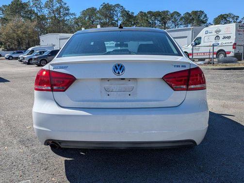 2014 Volkswagen Passat 1.8T Auto Sport