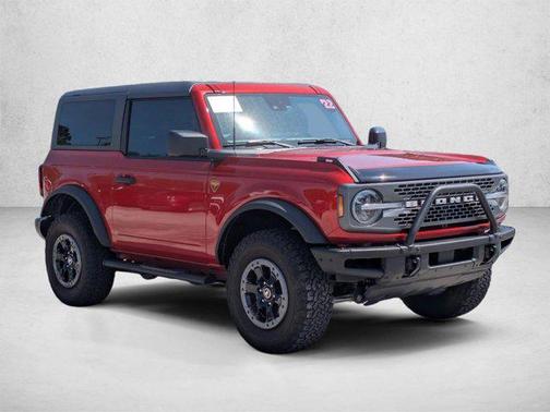 Hot Pepper Red Metallic Tinted Clearcoat 2022 Ford Bronco Badlands