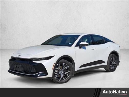 2024 Toyota Crown XLE