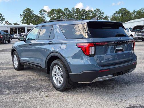 Vapor Blue Metallic 2026 Ford Explorer Active