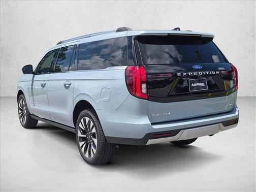 Glacier Gray Metallic Tri-Coat 2026 Ford Expedition Max Platinum
