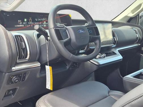Glacier Gray Metallic Tri-Coat 2026 Ford Expedition Max Platinum
