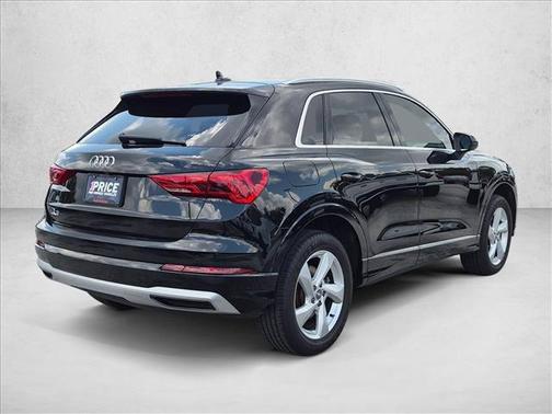 Mythos Black Metallic 2019 Audi Q3 2.0T Premium