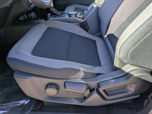 2025 Ford Bronco Base 4 Door 4x4