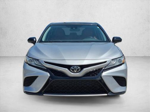 Celestial Silver/Midnight Black Metallic 2019 Toyota Camry XSE