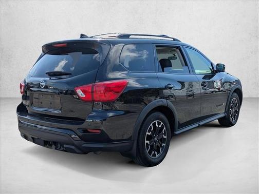 2019 Nissan Pathfinder SL