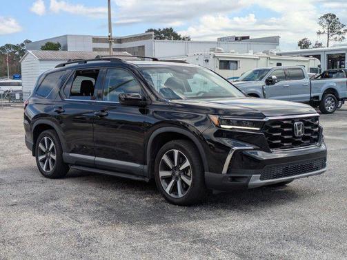 2024 Honda Pilot Touring 8-Passenger