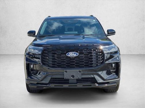 Agate Black Metallic 2027 Ford Explorer ST-Line