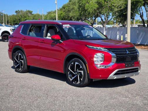 2022 Mitsubishi Outlander SEL