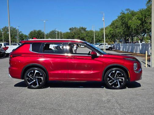 2022 Mitsubishi Outlander SEL