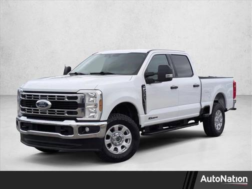 Oxford White 2024 Ford F-250 XLT