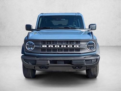 2025 Ford Bronco Base 4 Door 4x4