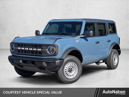 2025 Ford Bronco Base 4 Door 4x4