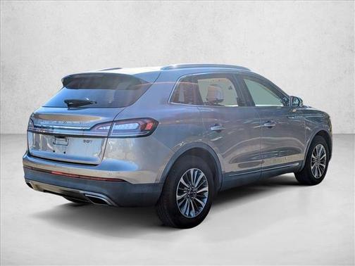 2019 Lincoln Nautilus Select