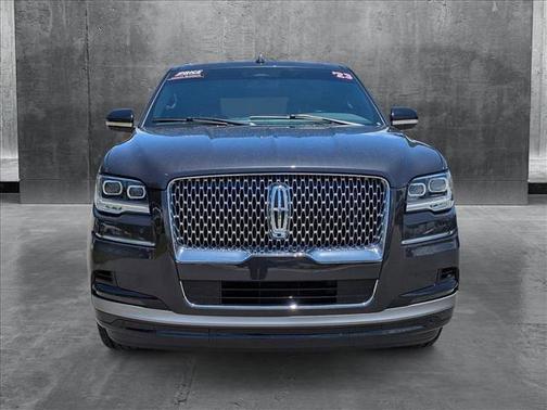 2023 Lincoln Navigator Standard