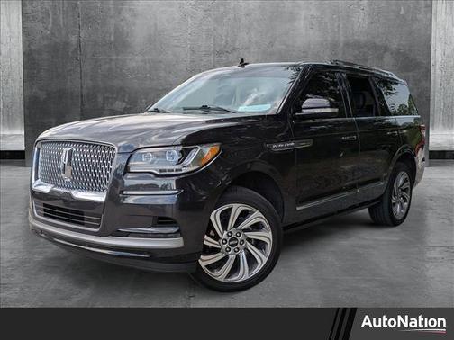 2023 Lincoln Navigator Standard