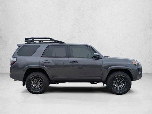Magnetic Gray Metallic 2022 Toyota 4Runner SR5