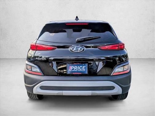 2022 Hyundai KONA SE