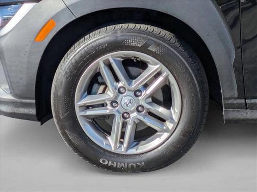 2022 Hyundai KONA SE