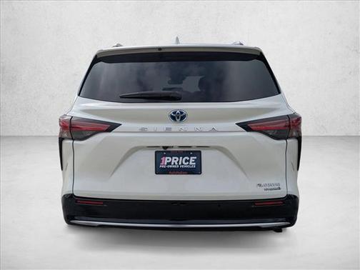 2021 Toyota Sienna Platinum