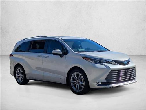 2021 Toyota Sienna Platinum