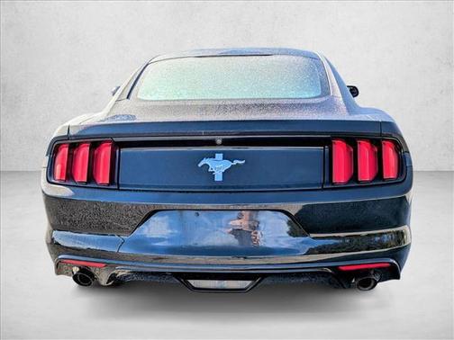 2017 Ford Mustang V6