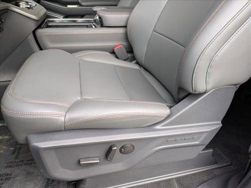 2025 Ford Expedition Max Active 4x2