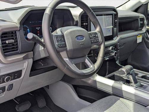 2025 Ford F-150 Lightning XLT