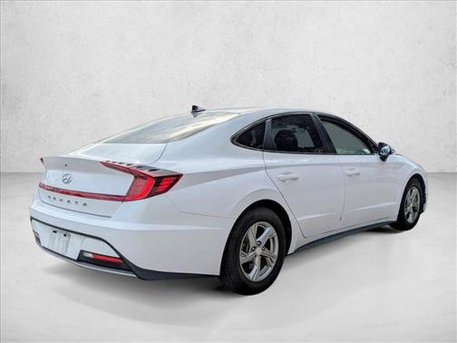 2023 Hyundai SONATA SE