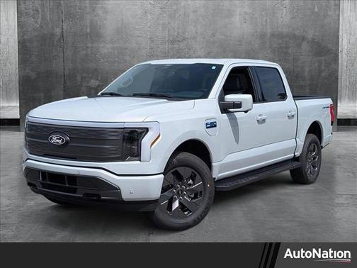 2025 Ford F-150 Lightning LARIAT