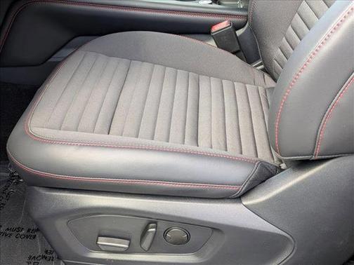 Agate Black Metallic 2026 Ford Explorer ST-Line