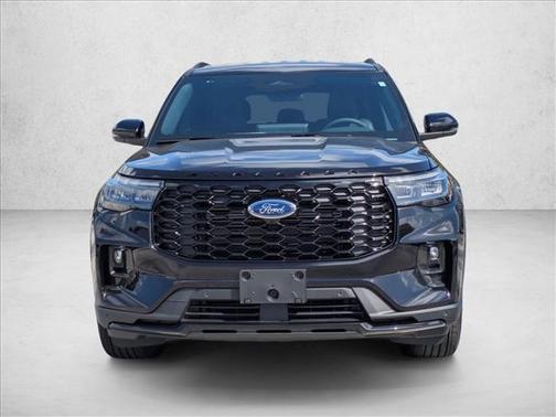 Agate Black Metallic 2026 Ford Explorer ST-Line