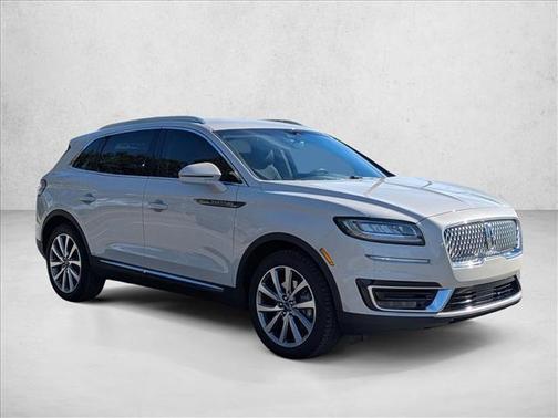 2019 Lincoln Nautilus Select