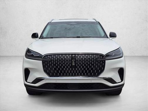 Pristine White Metallic Tri-Coat 2025 Lincoln Aviator Reserve