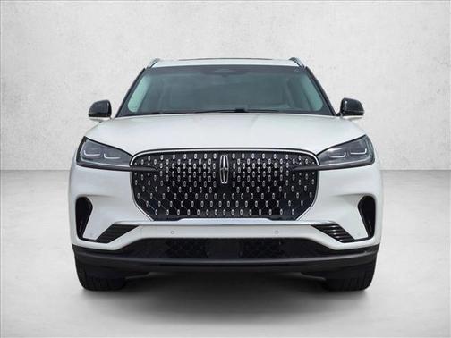 Pristine White Metallic Tri-Coat 2025 Lincoln Aviator Reserve