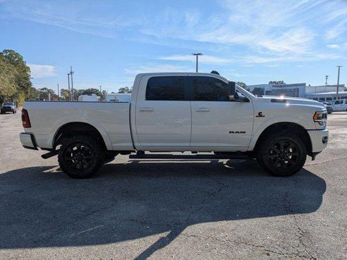 2021 RAM 2500 Laramie Crew Cab 4x4 6'4' Box