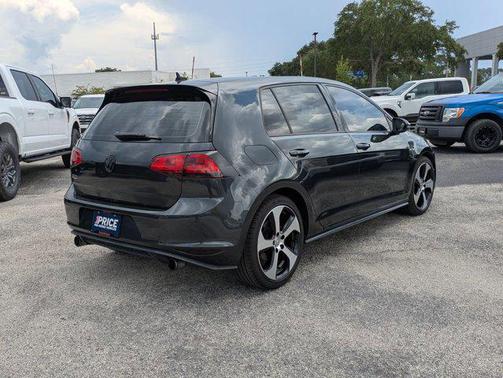 2017 Volkswagen Golf GTI 2.0T S 4-Door