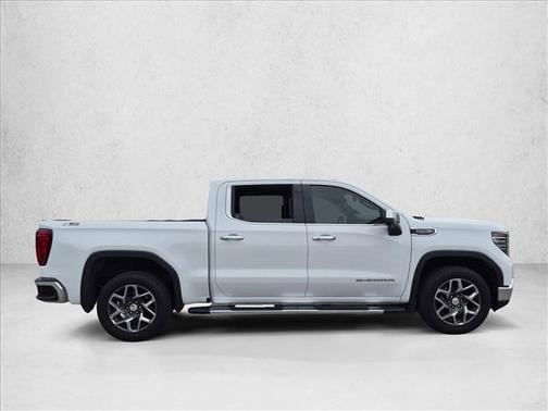 Summit White 2023 GMC Sierra 1500 SLT